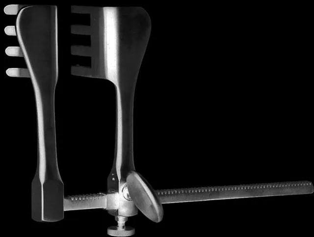 Retractor self-retaining spine Badgley — REF X906