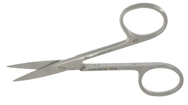 Nail scissors Percy 10.5 cm stainless R — REF 05701P