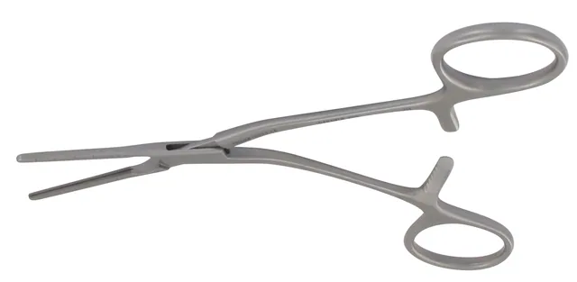 Vascular clamp pediatric Cooley angled . straight 14 cm — REF 12004
