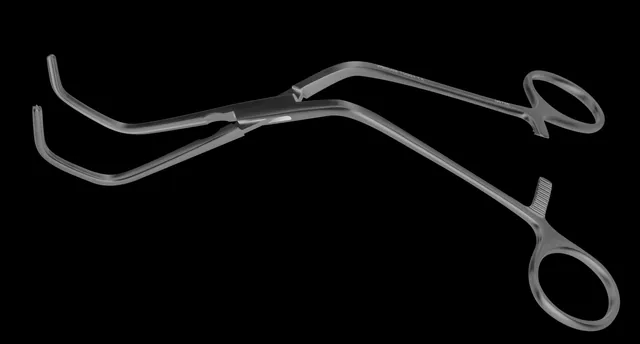 Vascular clamp aortic Dietrich 21 cm — REF 10001P