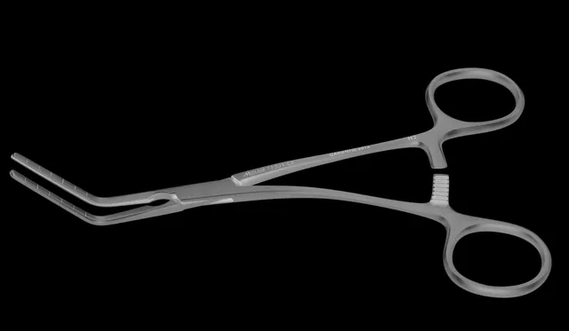 Vascular clamp Multipose Cooley 6 0° 15 cm — REF 11301P