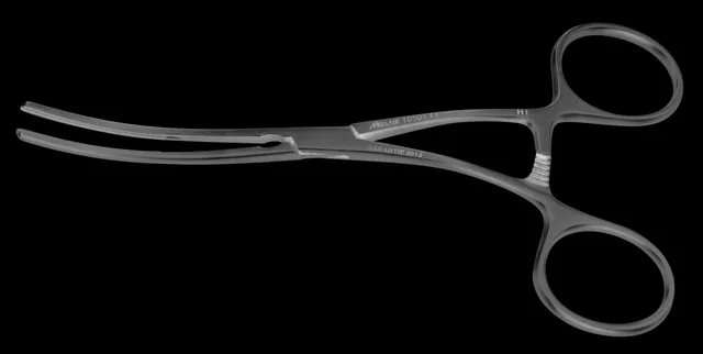 Vascular clamp Bulldog Debakey curved 13 cm — REF 10501P