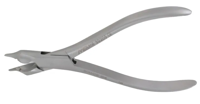 Extracting forceps and Cut 15 cm H Rd 1.0 mm/SFT 1.5 — REF 32205