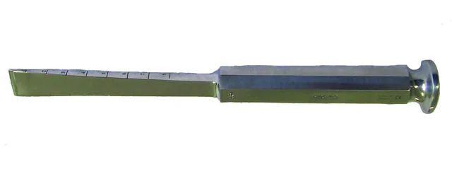 Osteotome/ bone Mac Even Grad. S tracheal 1.0 X 20 cm — REF W697