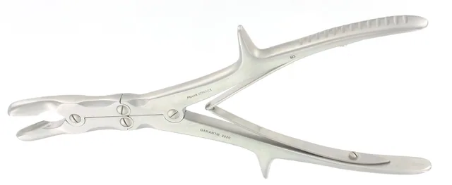 Double-action rongeur Stille 230 X 6 mm curved — REF 32906